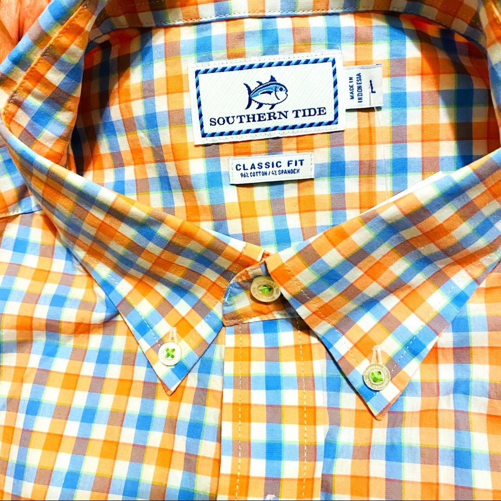 Southern Tide Market Sq Gingham Sportshirt - Picture 7 of 7